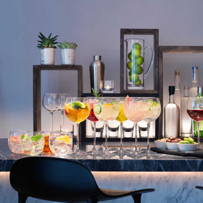 How to Impress Guests with the Perfect Home Bar