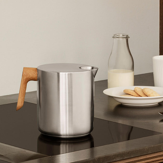 Nordic Kitchen Kettle by Eva Solo
